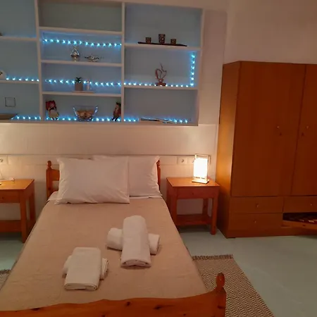 Petrino Studio Naxos * Filotion